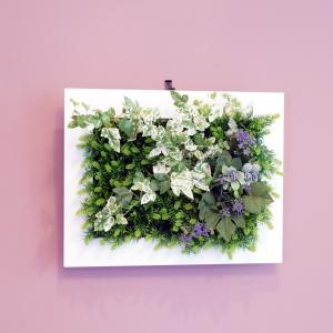 壁面グリーンフレームフレッシュアイビー ホワイト（光触媒）造花・観葉植物・インテリアグリーン｜green-arts
