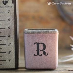 キューブS　アルファベット　R