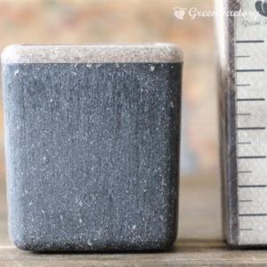 キューブＭ　ブラック　無地