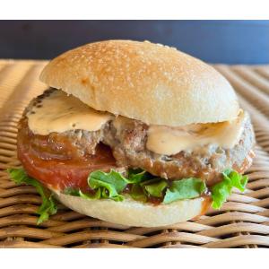 【Bigバーガー】トマト入りBigハンバーガー ガッツリ食べごたえあるハンバーガー☆