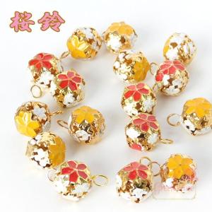 ミニチュア着物　ミニチュア着物ストラップ　つまみ細工　花魁　宝来鈴チャーム ミニチュア着物 ミニチュア着物ストラップ つまみ細工 花魁 宝来鈴