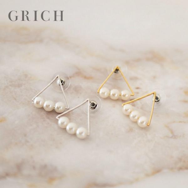 3パールトライアングルピアス