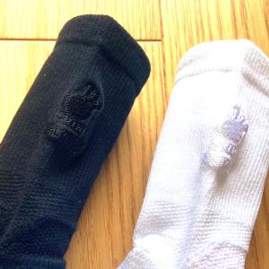 鍛えつつ守るタビソックス「黒×黒 白×白」刺繍...の詳細画像3