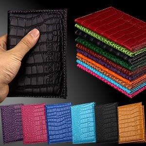 パスポートカバー ケース クロコ 型押し PUレザー ワニ ロゴ入り 海外旅行 おしゃれ シンプル ...