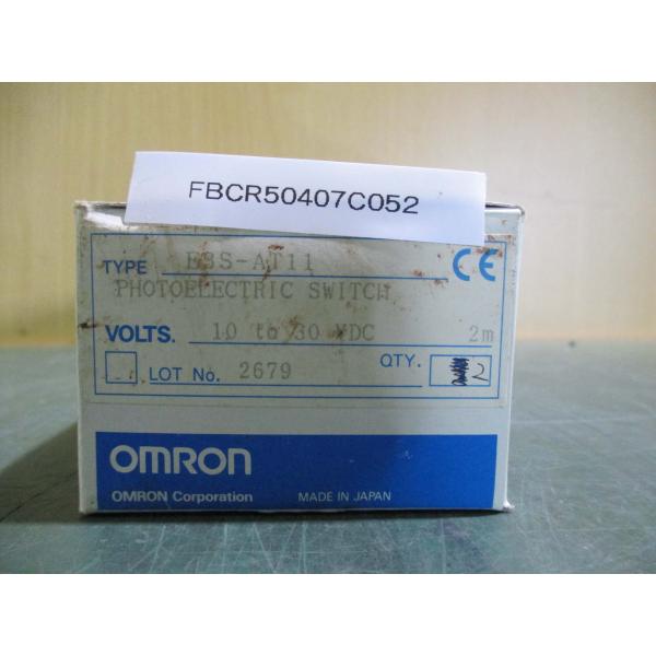 新古 OMRON E3S-AT11 2M アンプ内蔵光電センサー(FBCR50407C052)