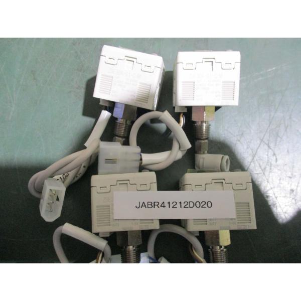 中古 SMC ZSE30A-01-C-M 2色表示式高精度デジタル圧力スイッチ(真空圧用) 4個(J...