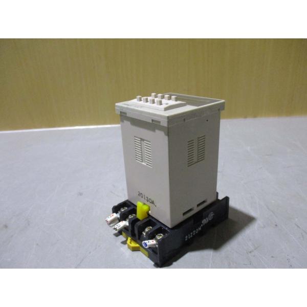 中古 OMRON solid state timer H3CA-8 ソリッドステートタイマ(JABR...