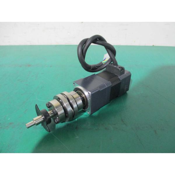 中古ORIENTAL MOTOR αSTEP用モーターASM46AA2-H50 3.42V 0.9A...