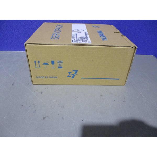 新古 YASKAWA SERVOPACK SGDV-1R6A21A サーボパック (NADR6031...
