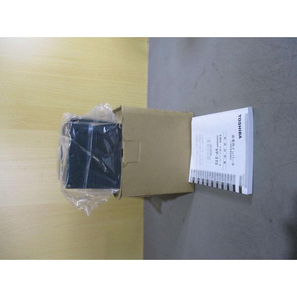 新古TOSHIBA VFS15-2015PM 240V インバーター(NAER60720B070)