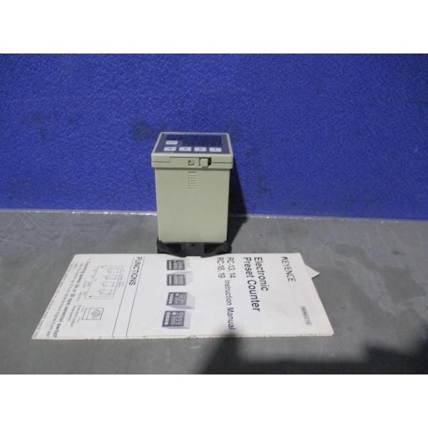 新古 KEYENCE Preset counter RC-19 小型電子カウンタ (NAPR6071...