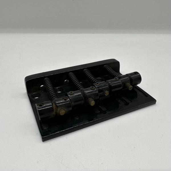 エレキベース用 ブラックブリッジ Guitar Parts -a146