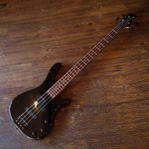 mad axe エレキベース　エレキギター　ジャンク品　動作未確認（M223） mad axe エレキベース エレキギター ジャンク品 動作未確認