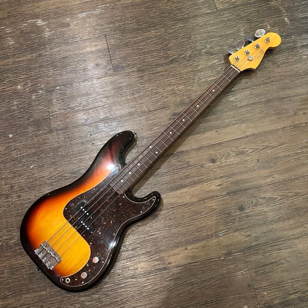 Fender Japan Precision Bass 2017年製 Electric Bass フ...