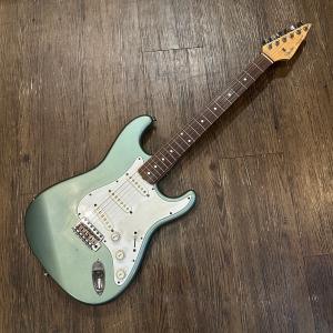 Fender Japan Stratocaster 1993~1994年製 Oシリアル Electric Guitar エレキギター フェンダー -d793