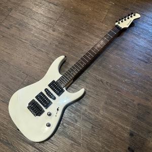 Selva ST Type Electric Guiter SSH エレキギター セルバ -z654