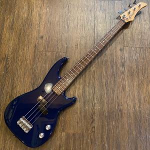 FLAVOR エレキベース　Electric Guitars & Basses Flavor Electric Bass エレキベース フレイバー Fロゴ -a249