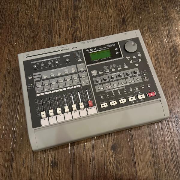 Roland VS-840 Digital Studio Workstation Sampler M...