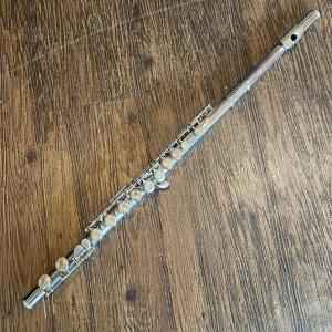 YAMAHA/ ヤマハ　フルート flute　YFL-23 YFL23　管楽器 Amazon.co.jp: Yamaha / YFL-23 Flute : Musical Instruments