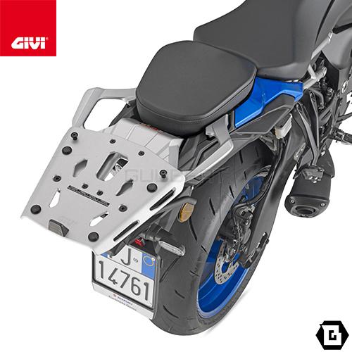 【03/26当店在庫あり】GIVI SRA3128 シルバー アルミベース一体型キャリア モノキー（...