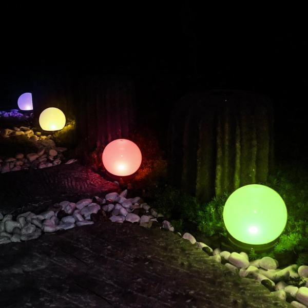 ソーラーボールライト 翌朝まで点灯!!明るさ100Lm Smart Lightingリモコンで点灯時...