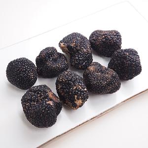 サマートリュフ200gイタリア産　冷蔵便