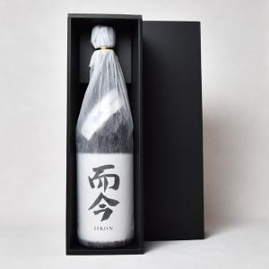 〔ギフト箱B付〕【2026年製】而今　純米大吟醸 【名張】《火入れ》1800ml　不織布付き(じこん)クール代込【冷3】【□】