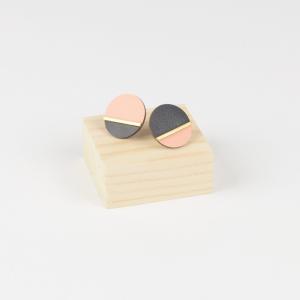 Tom Pigeon | WOODEN DISPLAY BLOCKS | 木製ディスプレイスタンド
