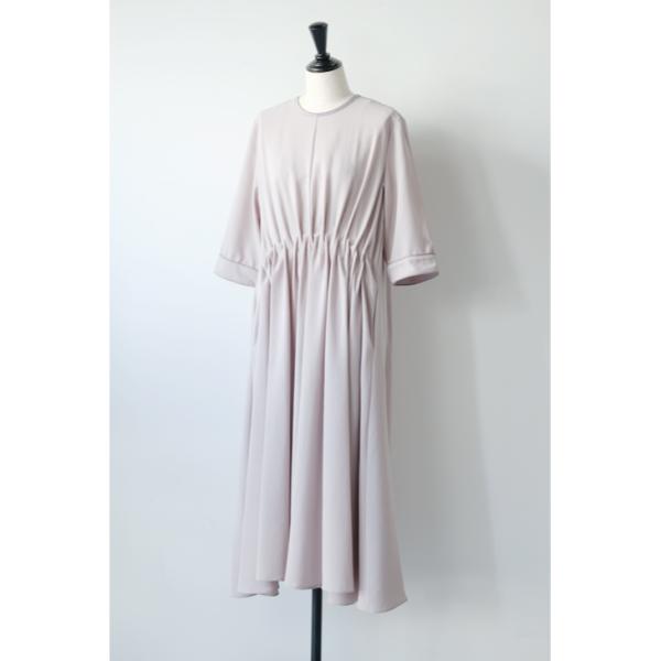 【SALE セール】WHYTO. (ホワイト) | DESIGN TACK DRESS (グレージュ...