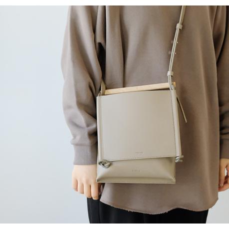【SALE セール】yuruku (ユルク) | Attach Pocket Soulder Bag...