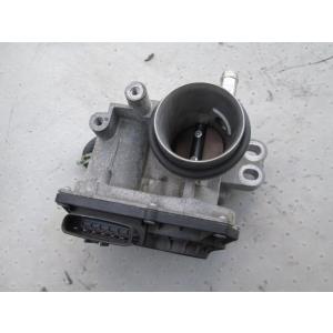 ラクティス DBA-SCP100 スロットルボディ