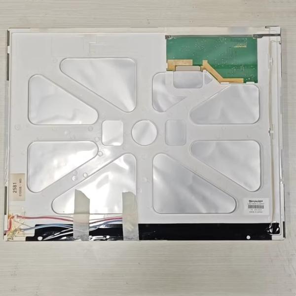 新品 Sharp LQ150X1LGN7液晶パネル 15.0インチ 1024*768 20ピン