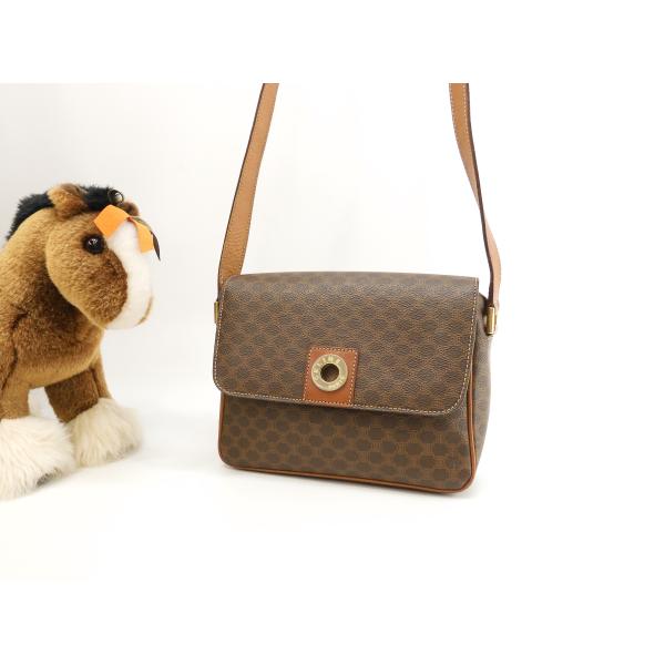 セリーヌ ポシェット トリオンフ マカダム茶 クロスボディバッグ 丸金具3@M12