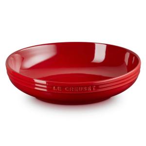 【レジェ・ラウンド・ディッシュ 20cm チェリーレッド】LECREUSET / ルクルーゼ　お皿　食器皿　おしゃれ　北欧　レジェ　プレゼント　ポイント10倍　送料無料｜Qutia