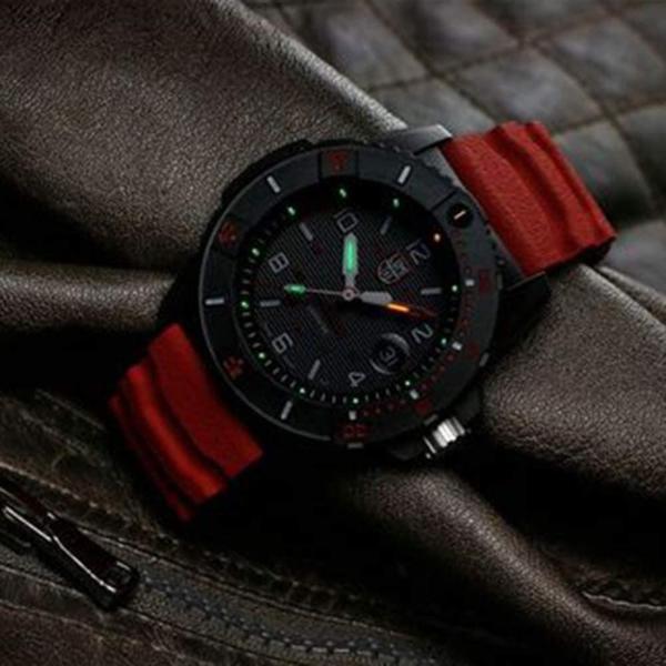 Luminox Mens Navy Seal Red Rubber Strap Black Dial...