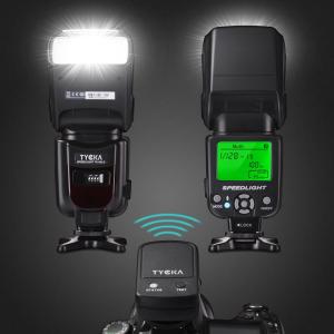 カメラストロボ フラッシュ  スピードライト 2.4Gワイヤレストリガーリモート LCDディスプレイ 標準的なホットシュー付 DSLRカメラ対応 TK205 TYCKA