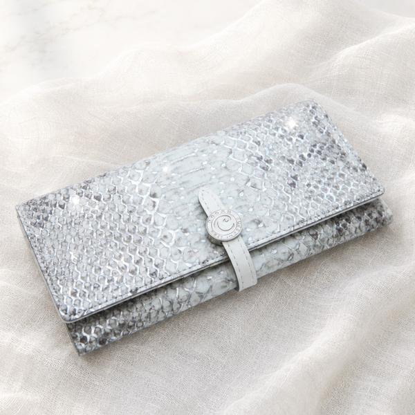 【cooga】使うほど幸せ深まる白蛇×プラチナの「永く愛したい」長財布 Flat python Et...