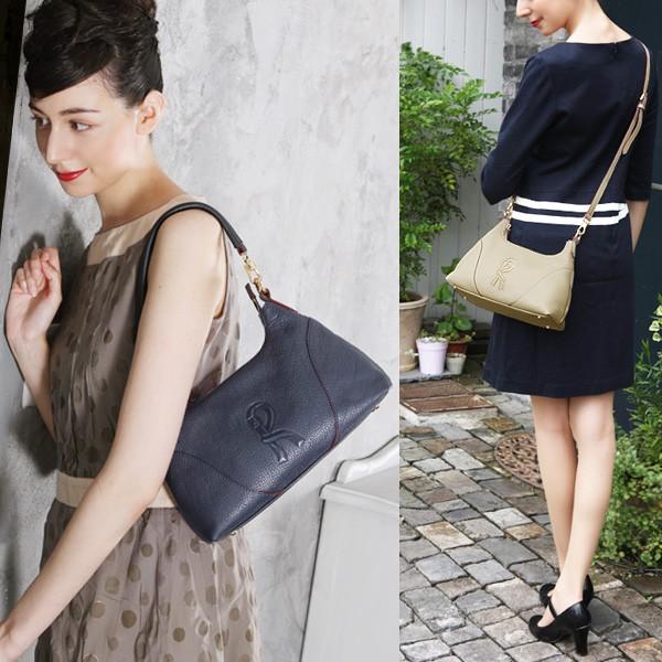 【ロベルタ】ポシェット＆ショルダーになる2wayバッグ。マドンナも魅了したRロゴ Piccolina...