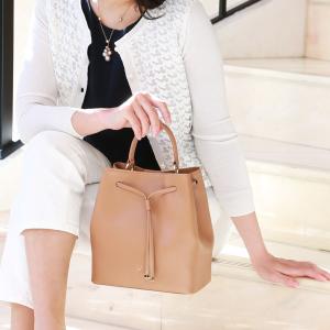 傳濱野 【傳濱野】端正に、柔らかく。毎日をドレスアップする巾着