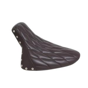 スタッド付きシングルシート（バーチカル）ブラウン ストレッチリア