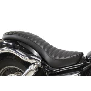 シャドウ400 バイクシート　新品未使用 スタッド付きコブラシート（タックロール） ガレージT＆F シャドウ400