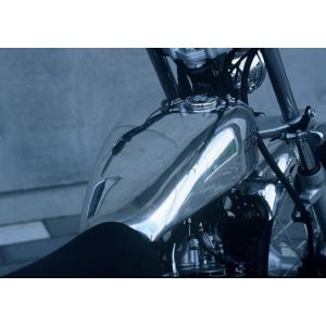 スズキ　バンバン200純正メッキタンク　美品 スズキ（SUZUKI） バンバン200 タンク 銀 純正 中古 バイク 部品 NH41A