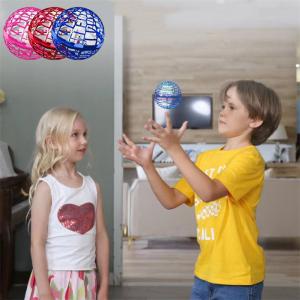 TVで話題 ブーメランのように戻ってくる 空飛ぶフライングボール