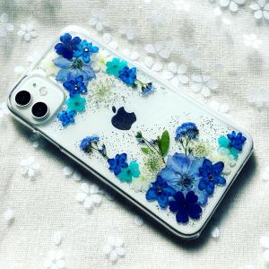 自分で選べる！ほぼ全機種対応スマホケース】かすみ草ブーケの押し花
