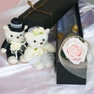 プリザーブドフラワー　１本のバラをボックスに入れて　プロポーズ　誕生日　結婚　祝電　プレゼント　一輪　ウェディングベア　電報　ブリザード