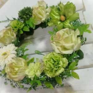 ◆直径24cmグリーンのお花のリース◆アーティ...の詳細画像2