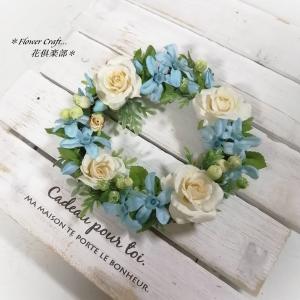 ◆ミニバラのリース直径15cm◆アーティフィシャルフラワー リース 壁掛け 造花 花倶楽部 プレゼント