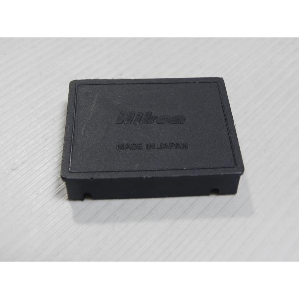 Nikon F/F2 ウエストレベルファインダー用底カバー(中古品)