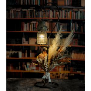 フラワーランプ（スタンドタイプ）☆ピンクが映えるスイートなブーケ