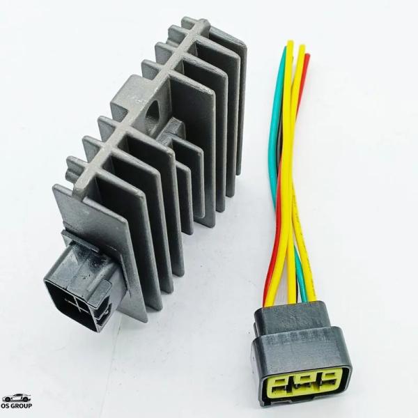 【並行輸入品】 レギュレータ 整流器 電圧 + プラグ Can Am アウトランダー 330 XT ...